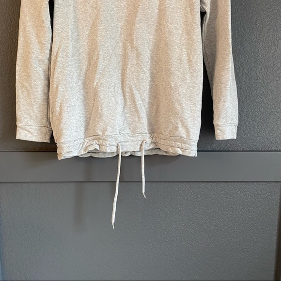 Cushnie et Ochs gray sweatshirt cut out back Medium - Picture 2 of 5